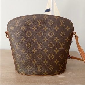 Louis Vuitton DRUOUT crossbody bag!